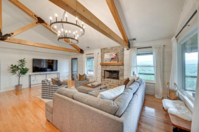 Relaxing Salem House with Boat Slip and Mtn Views!